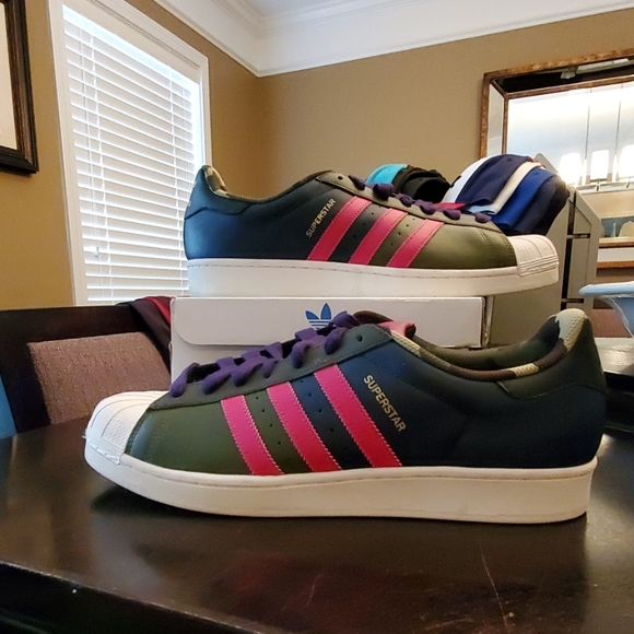 adidas superstar oddity